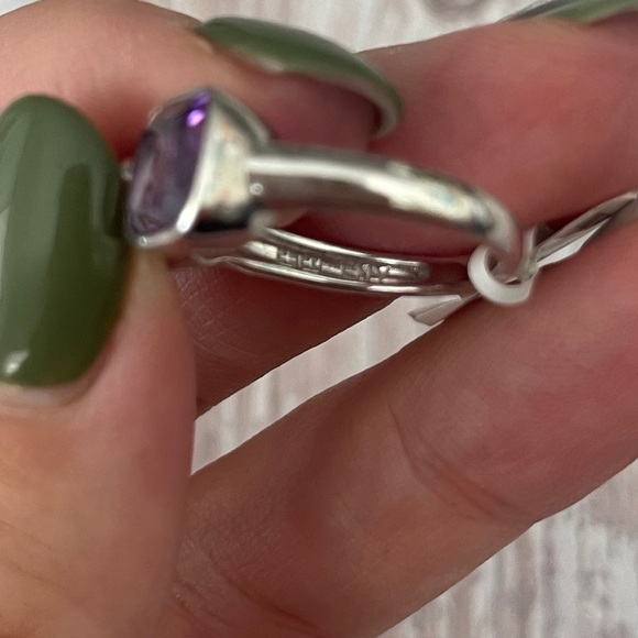 New, Authentic EFFY
Sterling Silver, Blue Topaz & Amethyst Open Ring Sz 7 - Picture 10 of 17
